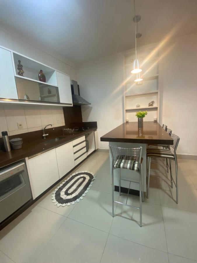 Casa No Centro De Balneario Camboriu Villa Luaran gambar