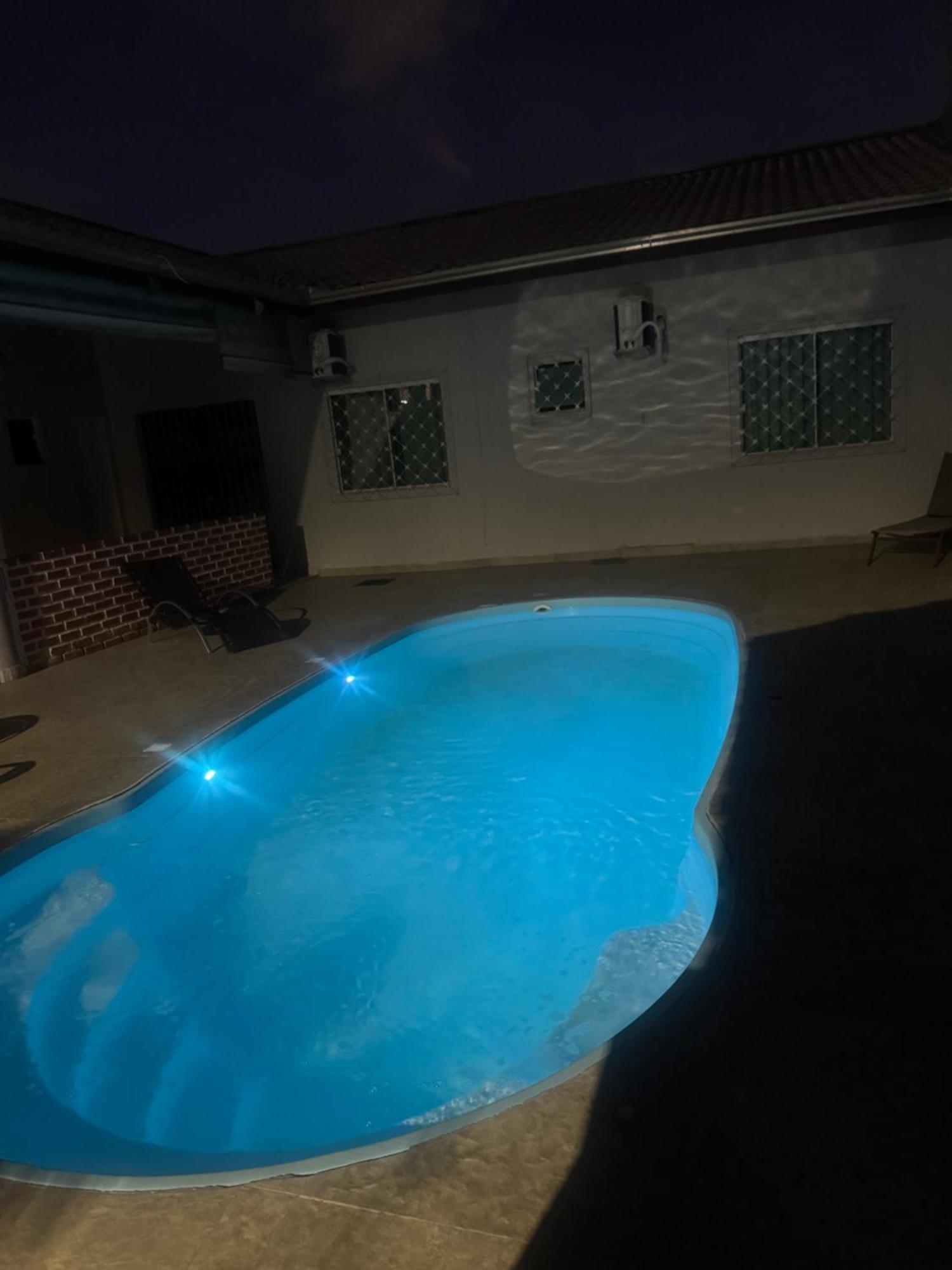 Casa No Centro De Balneario Camboriu Villa Luaran gambar
