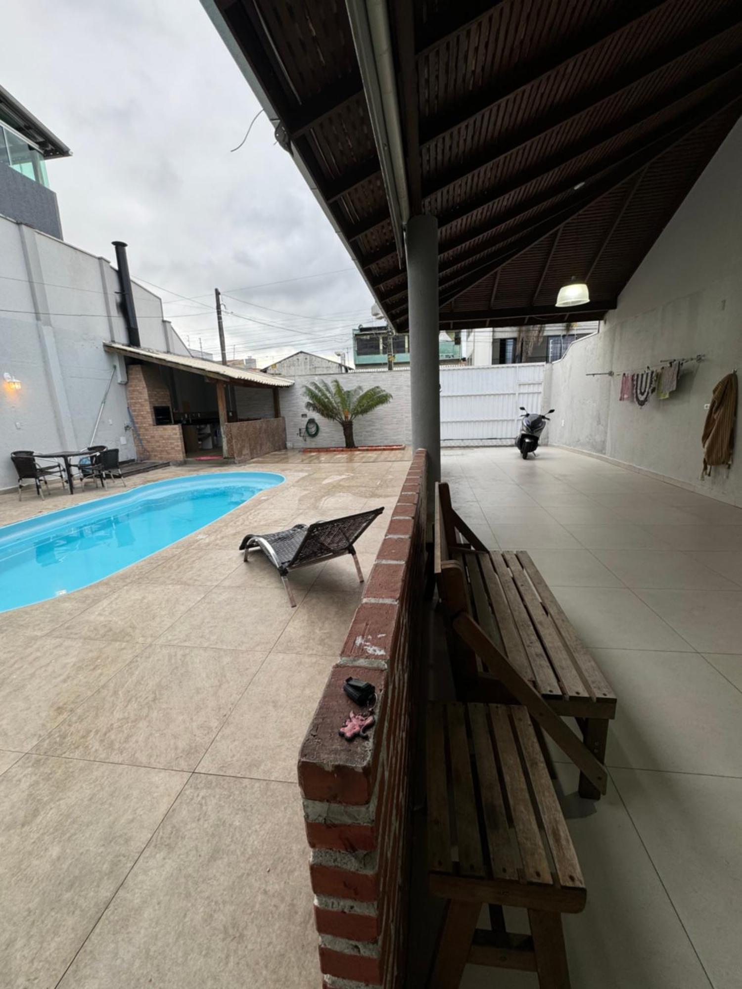 Casa No Centro De Balneario Camboriu Villa Luaran gambar